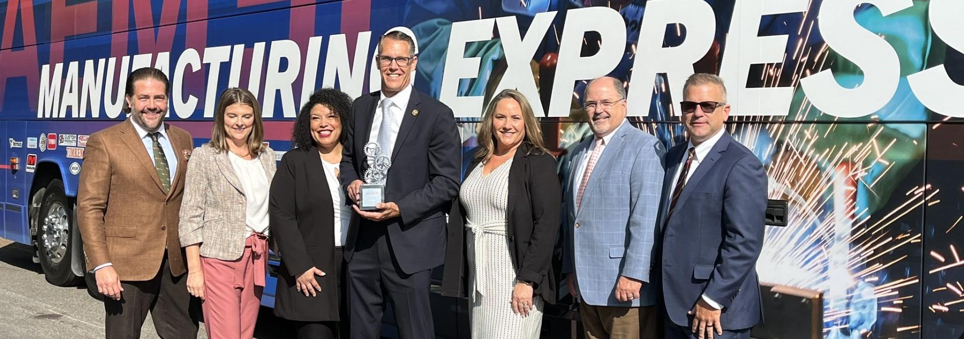 Rep. Feenstra receiving Champion of the Industry Award by AEM